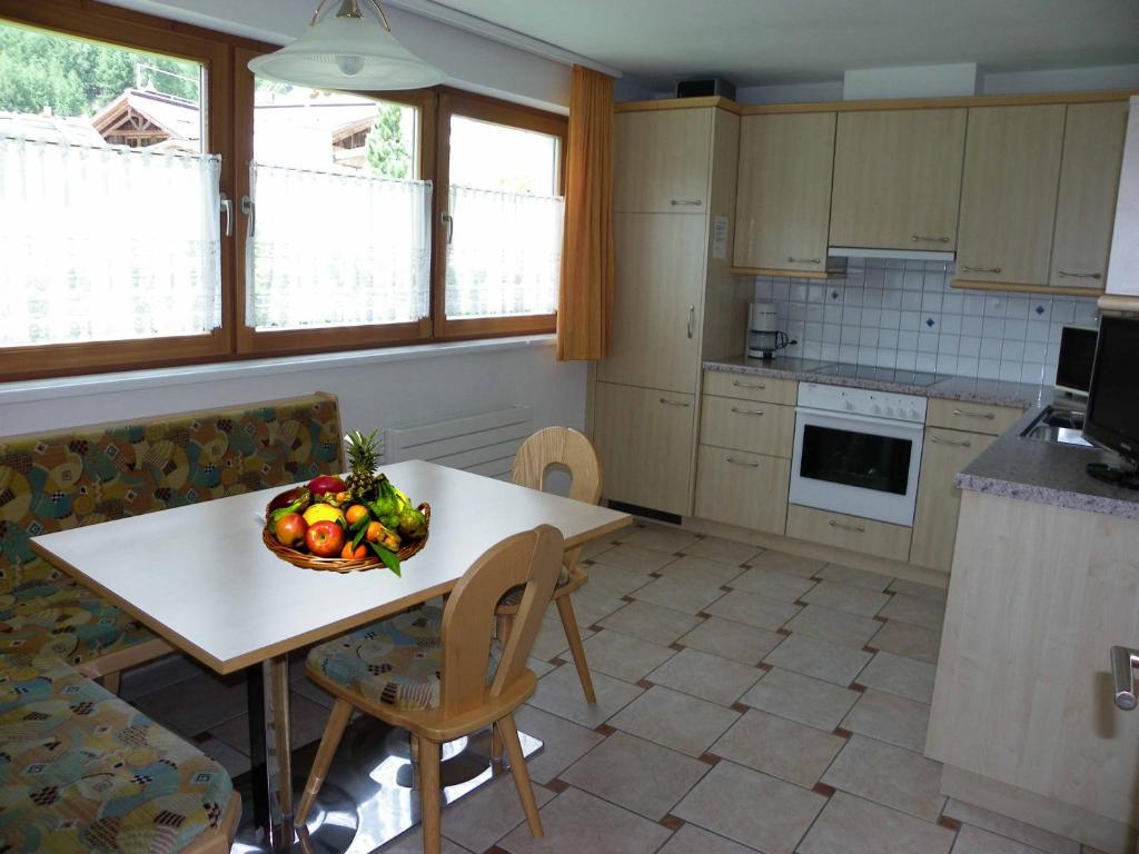 Chasa Vaidum Apartman Samnaun Szoba fotó